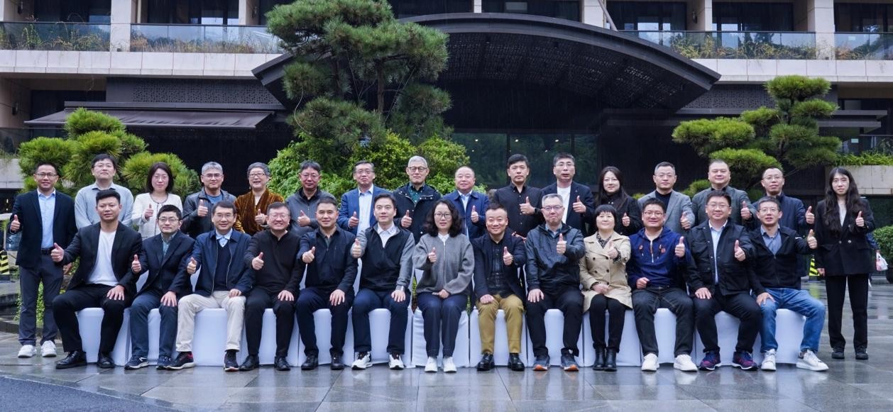 1761896472402031.jpg 1761896472402031.jpg