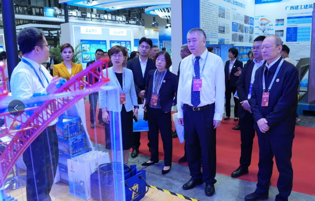 1764726826445377.jpg 1764726826445377.jpg