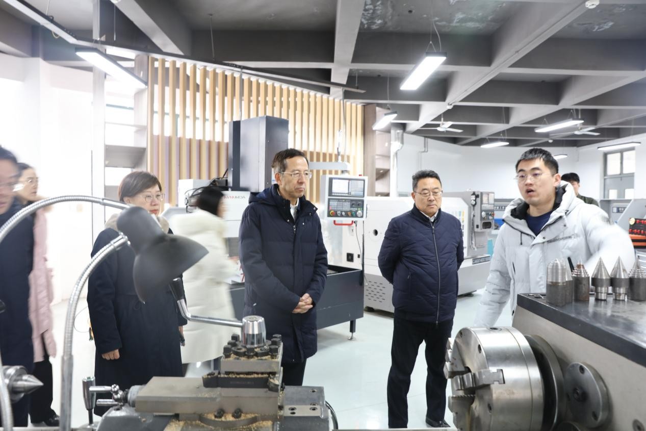 1765787486861464.jpg 1765787486861464.jpg